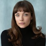 Molly-Osborne-by-Pip-Bourdillon-J8A8396-1-scaled