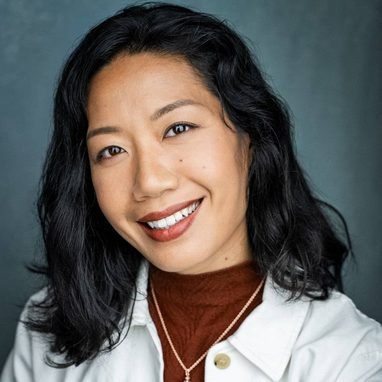 Zoe Yan Headshot